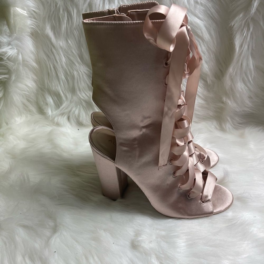Aldo blush pink satin lace up ankle booties with side zipper 4”block heels SZ10 - Picture 1 of 8